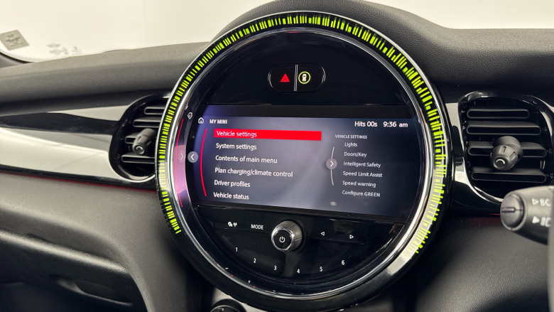 MINI Hatchback 135kW Cooper S Level 2 33kWh 3dr Auto Electric Hatchback